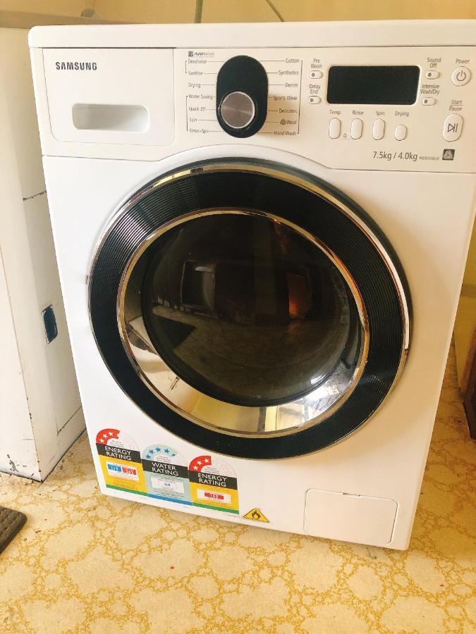 スプリングベールGolden Houseアパートメント エクステリア 写真